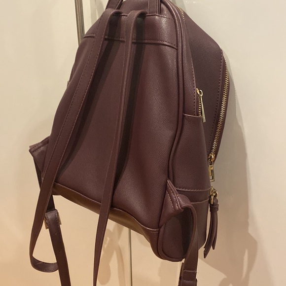 Forever New back pack - Picture 7 of 7